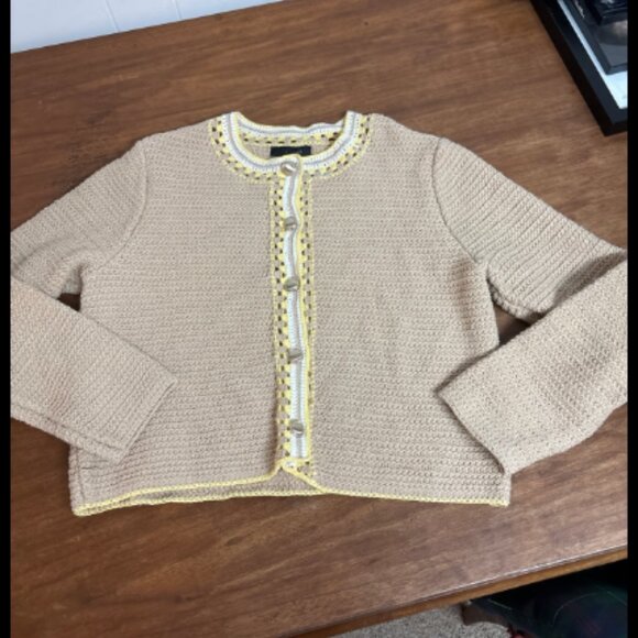 ANN TAYLOR CROTCHET TRIM TAN GOLD BUTTON SWEATER JACKET NWOT $169 L - Picture 7 of 12